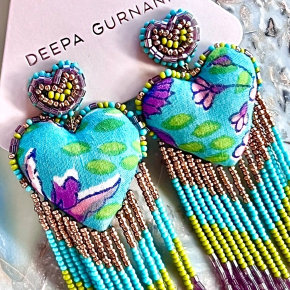 NWT Deepa Gurnani Beaded Heart Fringe Chandeliers - Picture 6 of 15